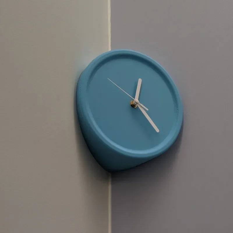 SilentCorner - No-Drill Silent Corner Wall Clock