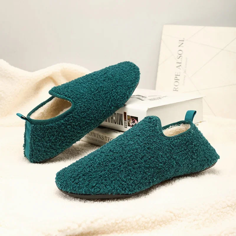 Wolkenwarmers - Non-Slip Plush Slippers for the Home