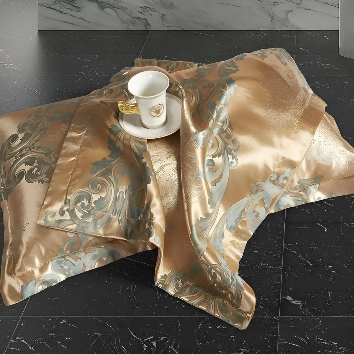 SatinOpulence - Jacquard Satin Bedding Set