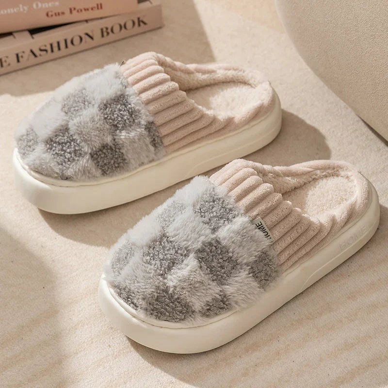 Dreamy Feet Slippers - Cozy Cotton Plaid Slippers for Ultimate Comfort