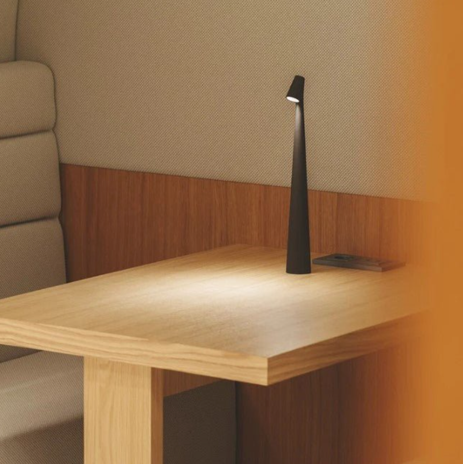 Guyrenna - Adjustable Touch Lamp for Refined Interiors