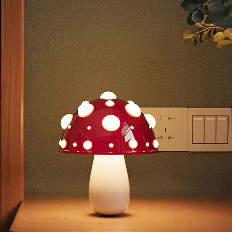 FungiLuxe - Mushroom-Shaped LED Table Lamp