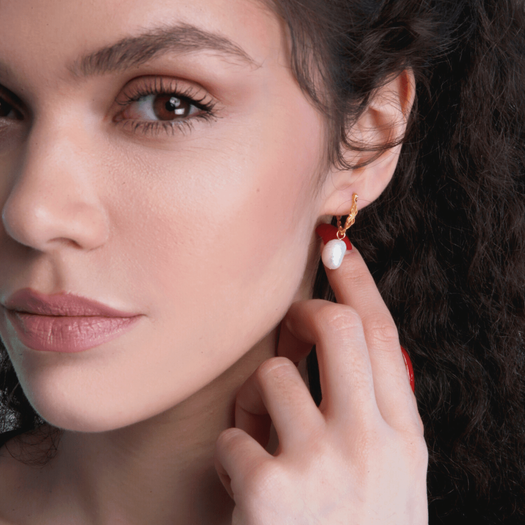 Vivienne - Natural Freshwater Pearl Earrings