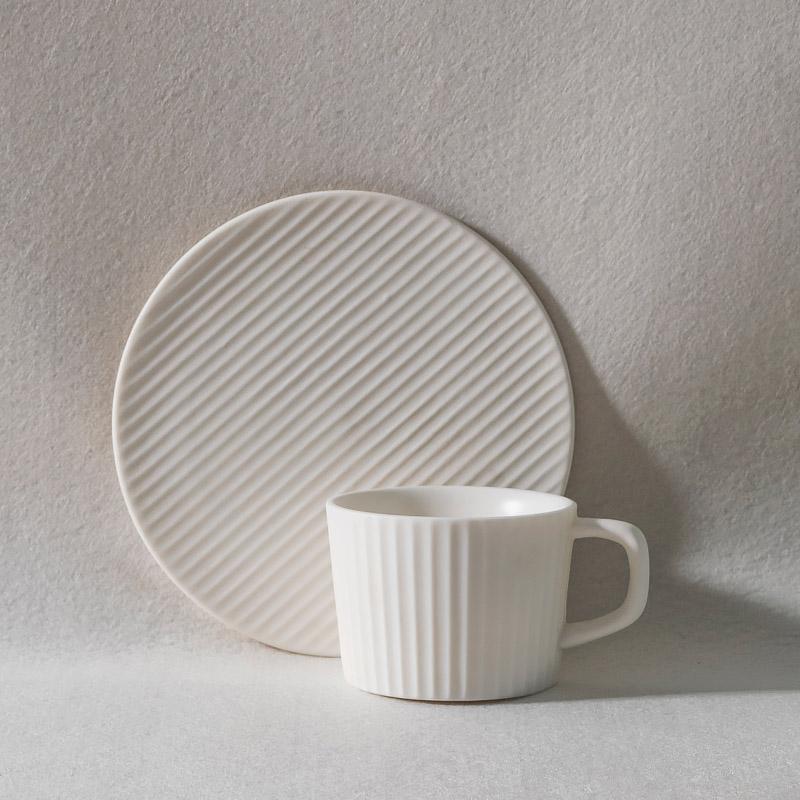 ElegantSips - Stoneware Mug Set with Spoon