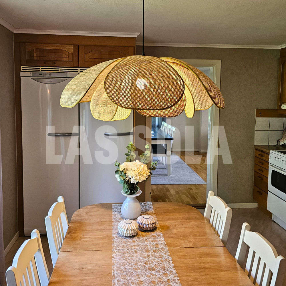 NaturelChic Lamp - Elegant Rattan Pendant Light for the Bedroom
