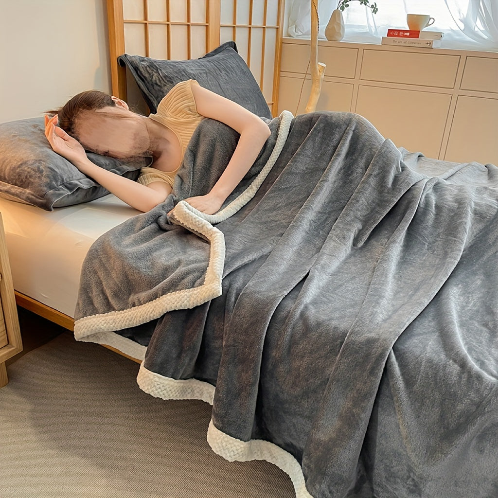 LuxuryFleece - Reversible Double-Sided Fleece Blanket