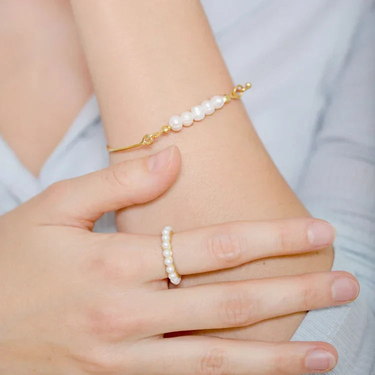 Selina - Bracelet perles délicates élégance classique