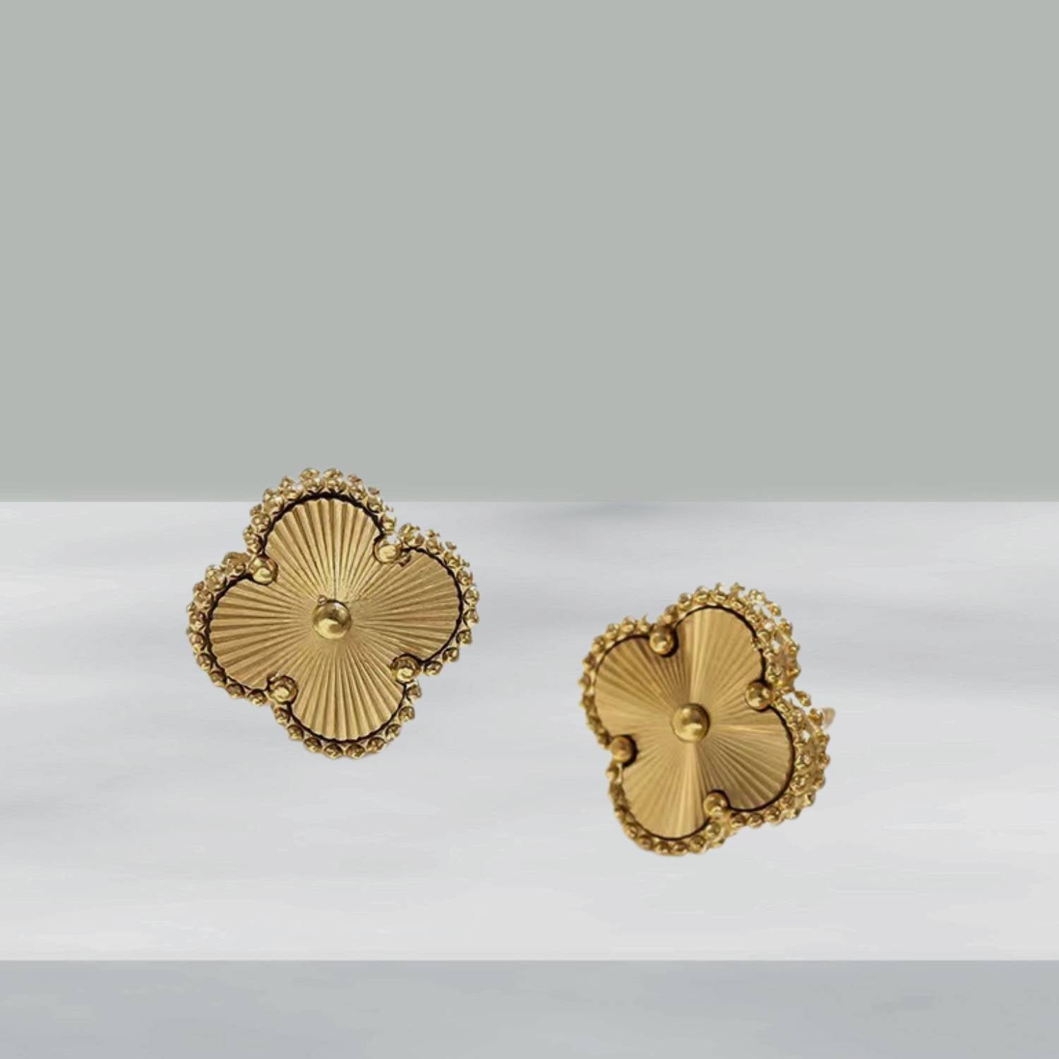Golden Clover - Set collier, bracelet et boucles