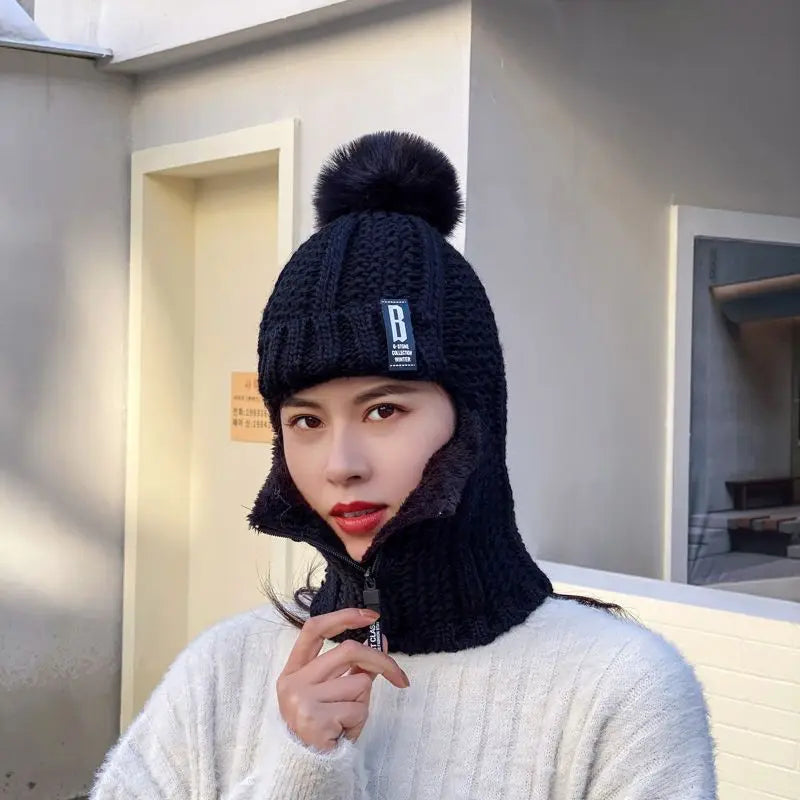 WinterPom - Pom Pom Beanie for Stylish Winter Warmth