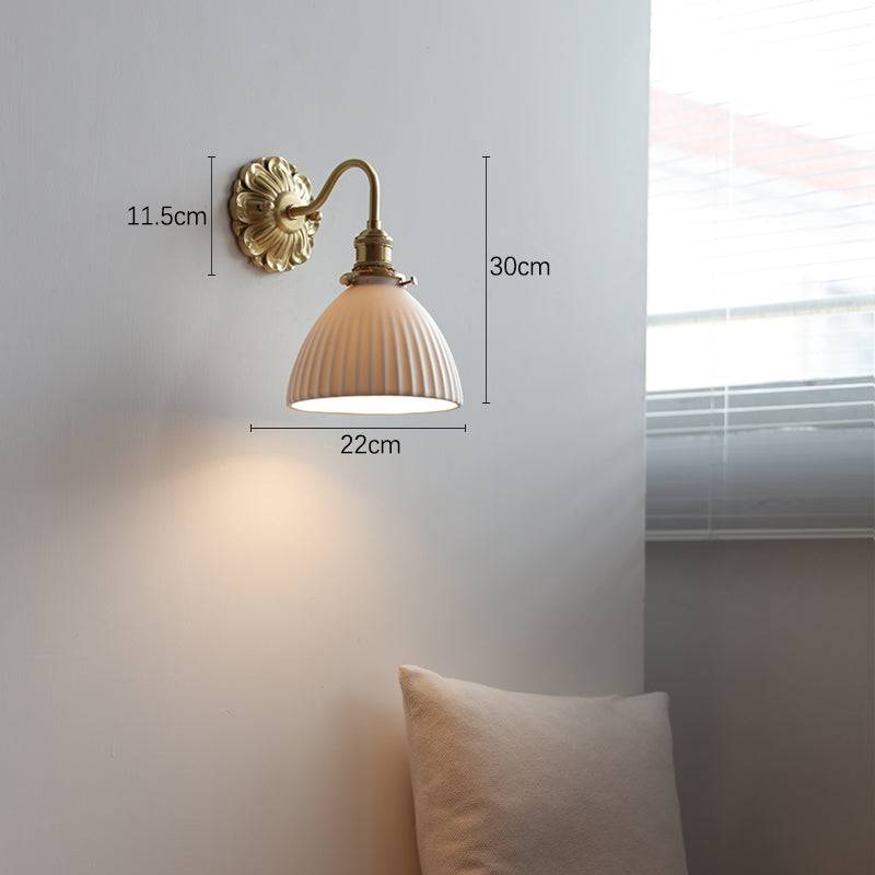 Zeldwyn - Luxury Brass Wall Sconce for Elegant Interiors