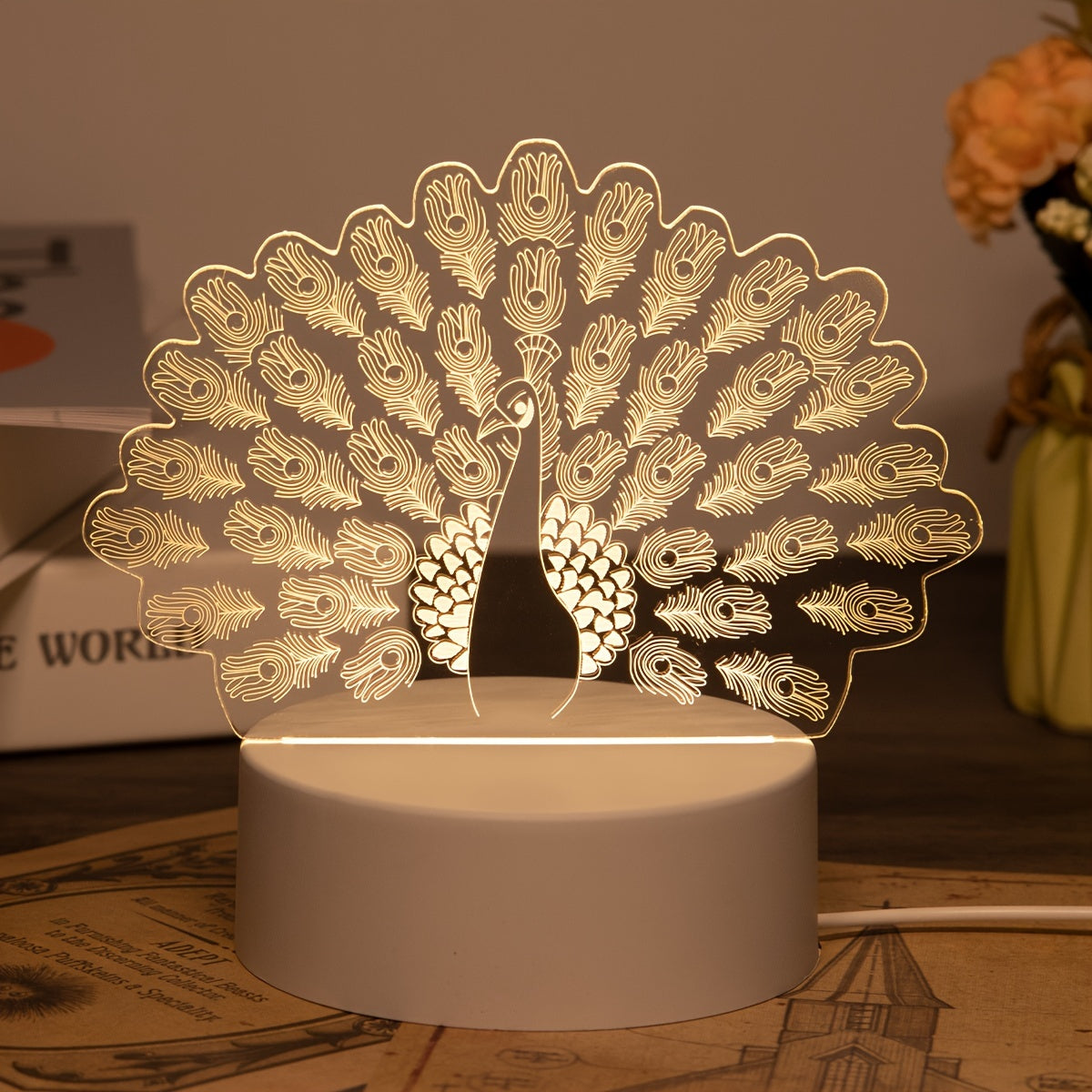 LumiPauw - LED USB Desk Lamp with Peacock Design