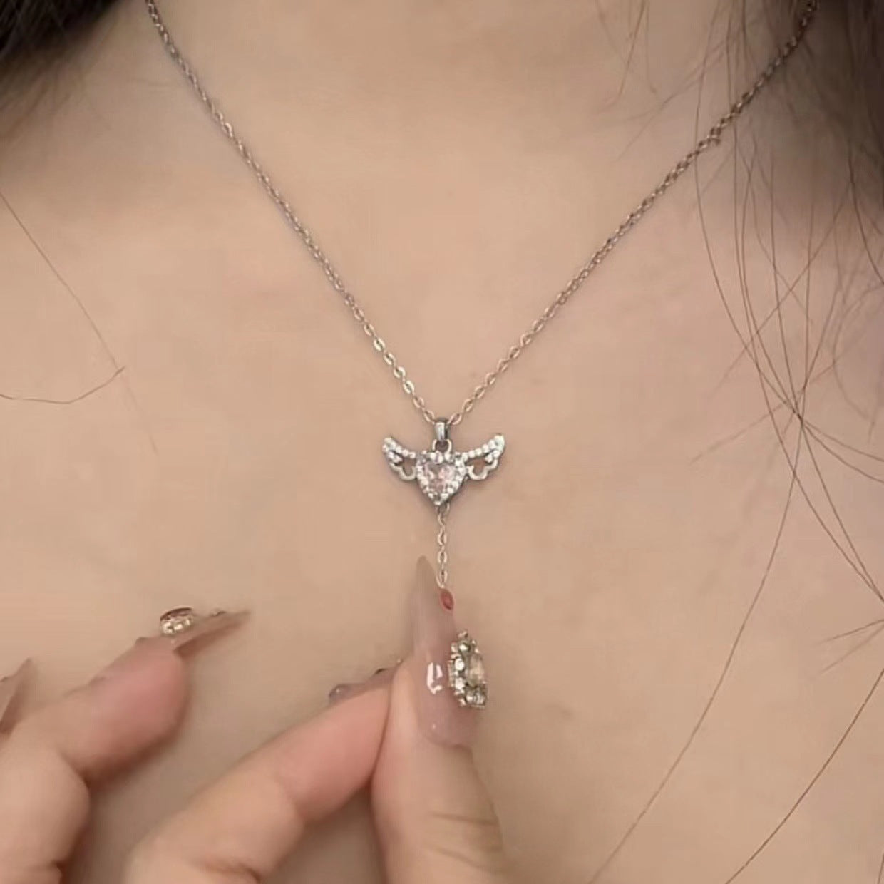 Livia - Elegant Angel Wing Pendant Necklace