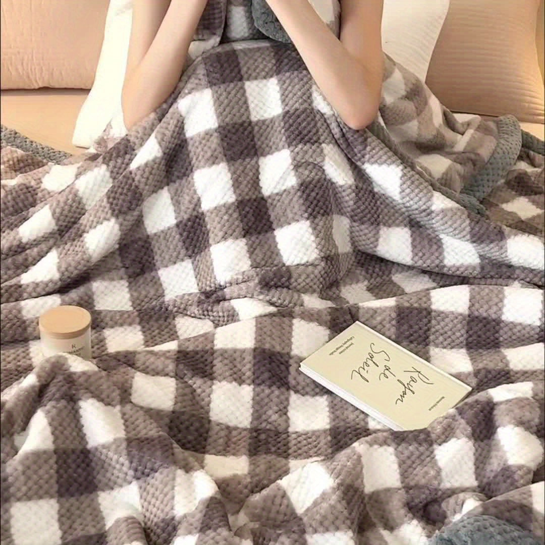 Cozy Plaid - Ultra Soft Milk Fleece Throw for Total Comfort