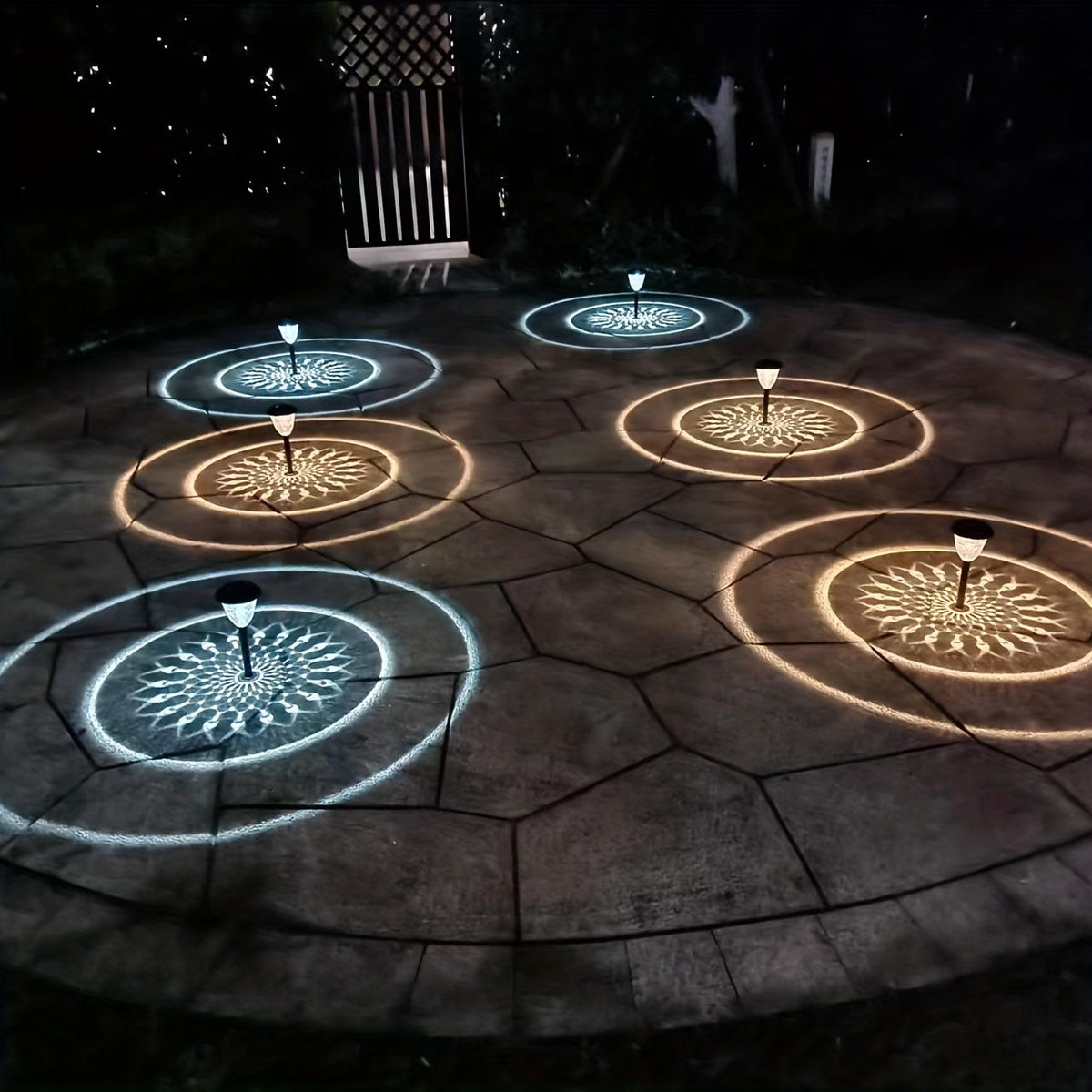 Ianthera - Color-Changing Solar Garden Lights Set of 4