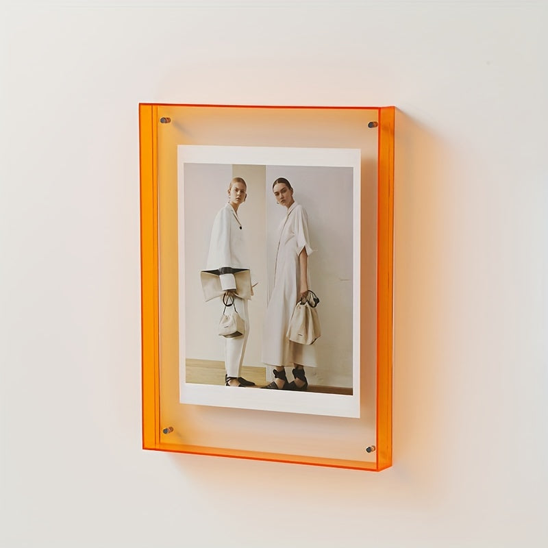 AcrylicFrame - Minimalist Acrylic Photo Frame
