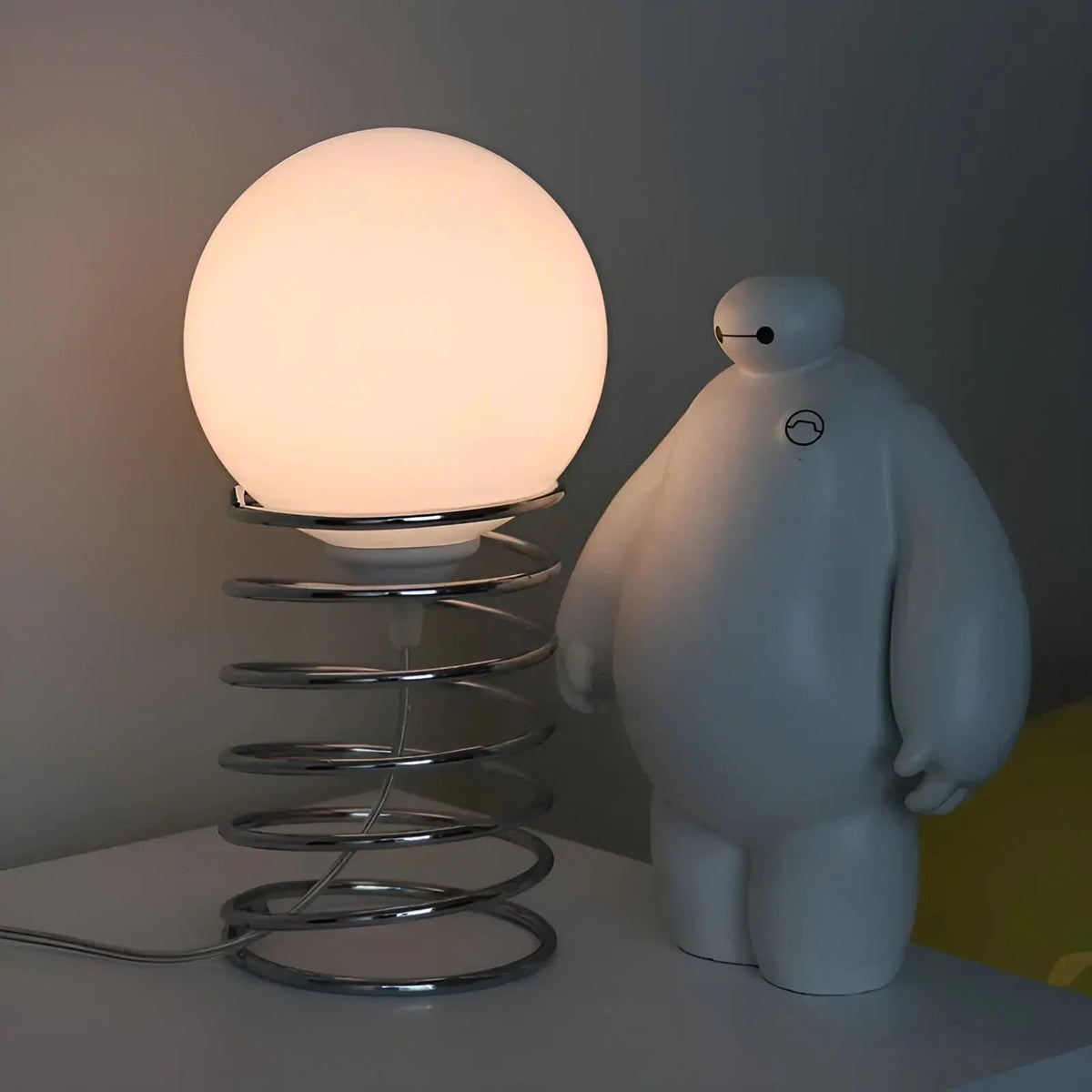 Spring Moon Glow - Elegant Moon Lamp with Adjustable Celestial Light