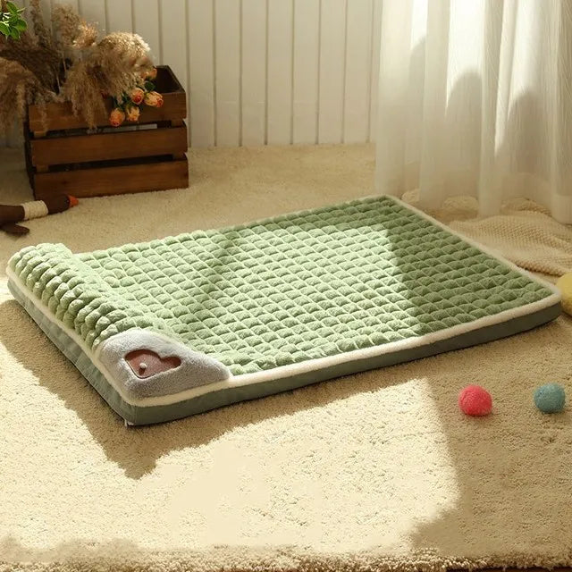 LuxePlush - Warm Dog Mat for Small and Medium Breeds