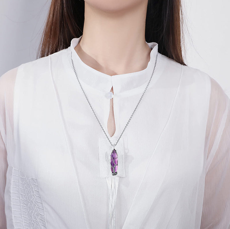 Elara - Collier arbre de vie en cristal et pierre précieuse