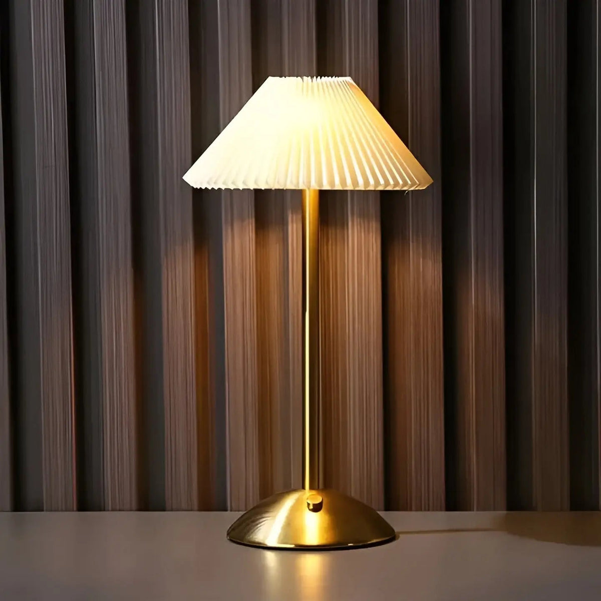 VersaLight - Cordless Design Lamp for Elegant Lighting