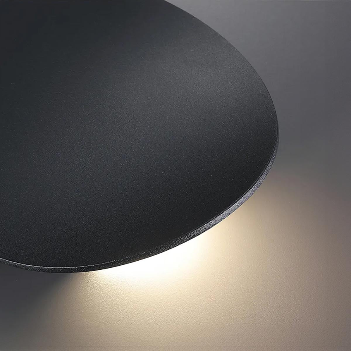 DuskGlow - Elegant Wall Sconce for Ambient Light