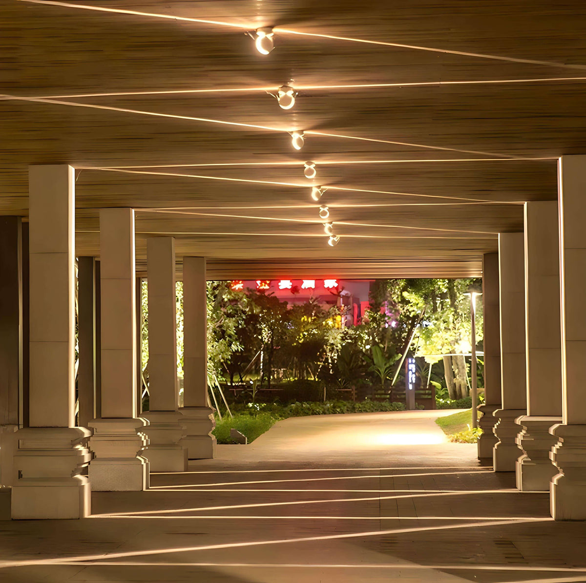 Lumina 360-Degree LED Ambient Light for Window Sills
