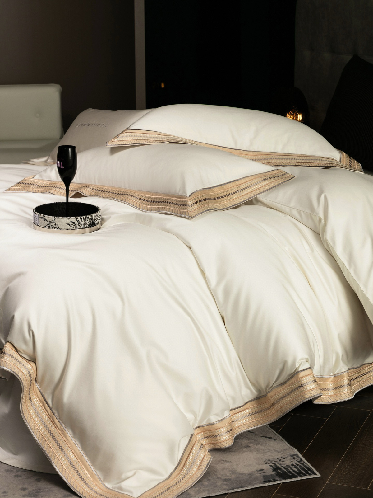 Montserrat - Egyptian Cotton Luxury Duvet Cover Set