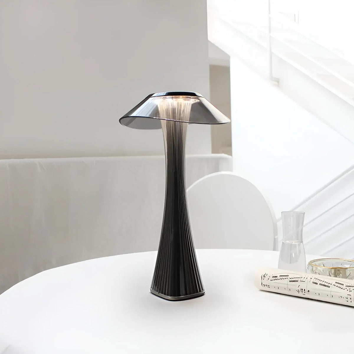 Gior - Elegant Flexible Wireless Table Lamp