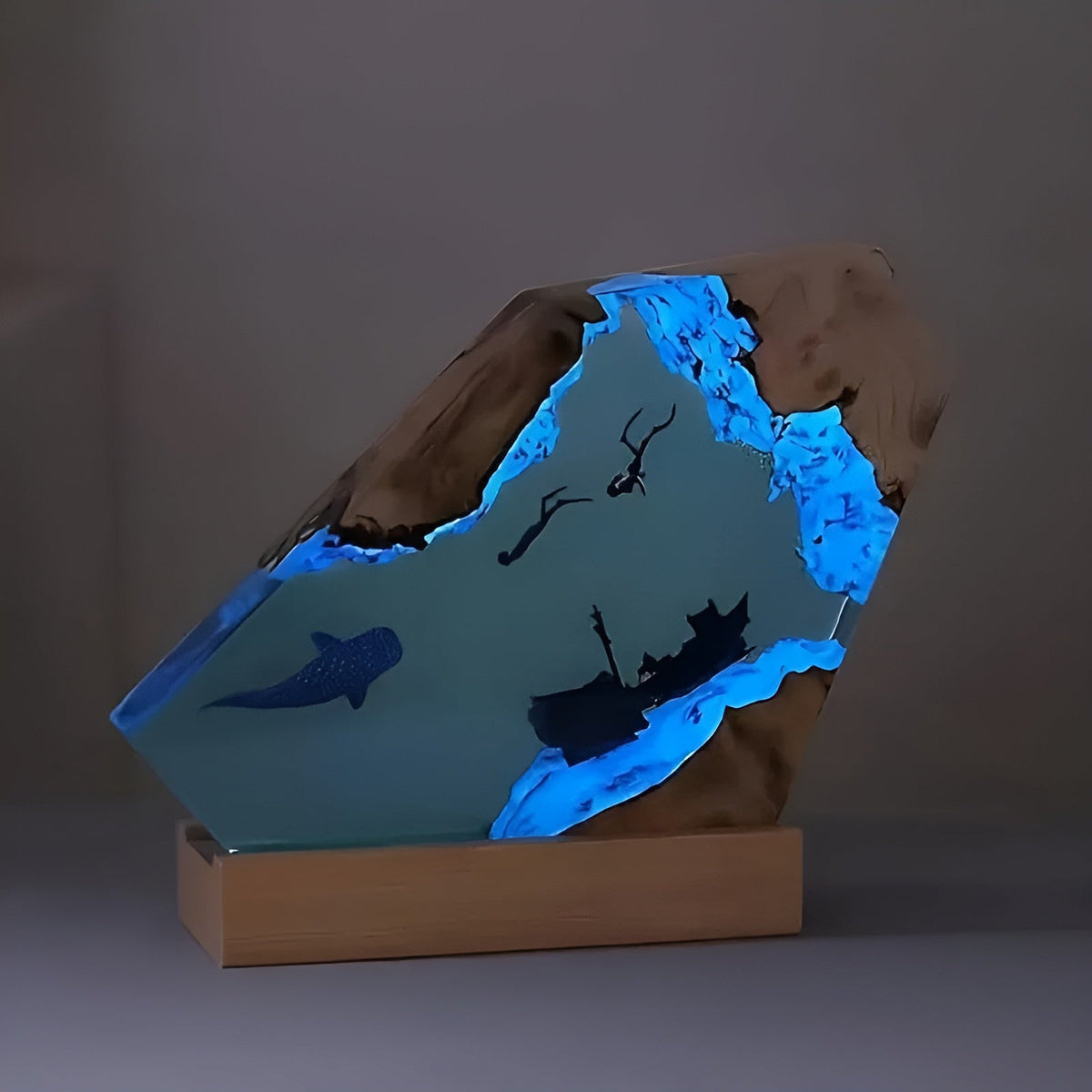 DeepDive - Ocean Scene Epoxy Resin LED Table Lamp