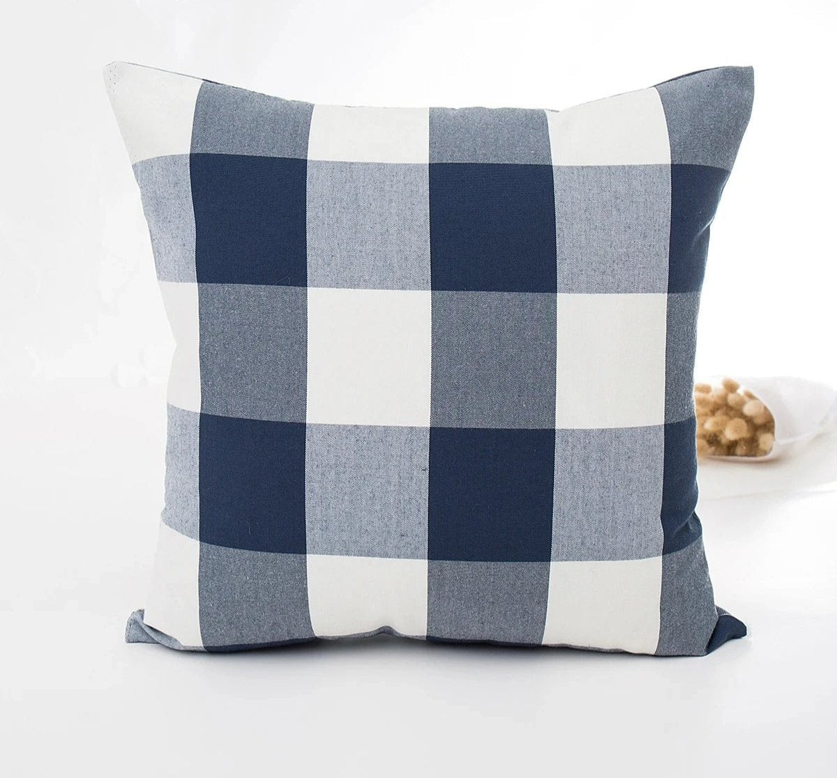 MarbreLuxe - Modern Striped Cushion Cover