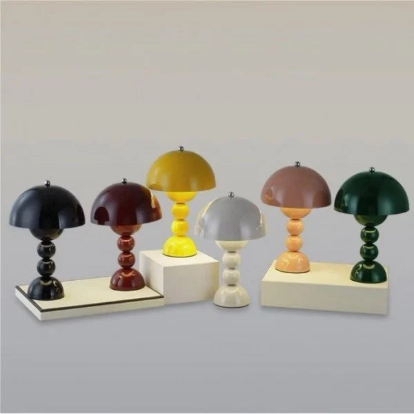 FlowerLight Portable Table Lamp - Artistic Flower-Shaped LED Lamp