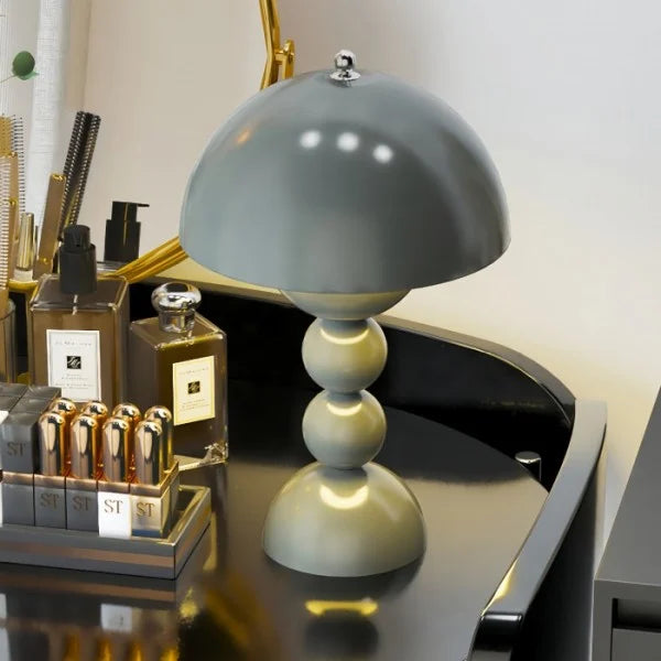FlowerLight Portable Table Lamp - Artistic Flower-Shaped LED Lamp