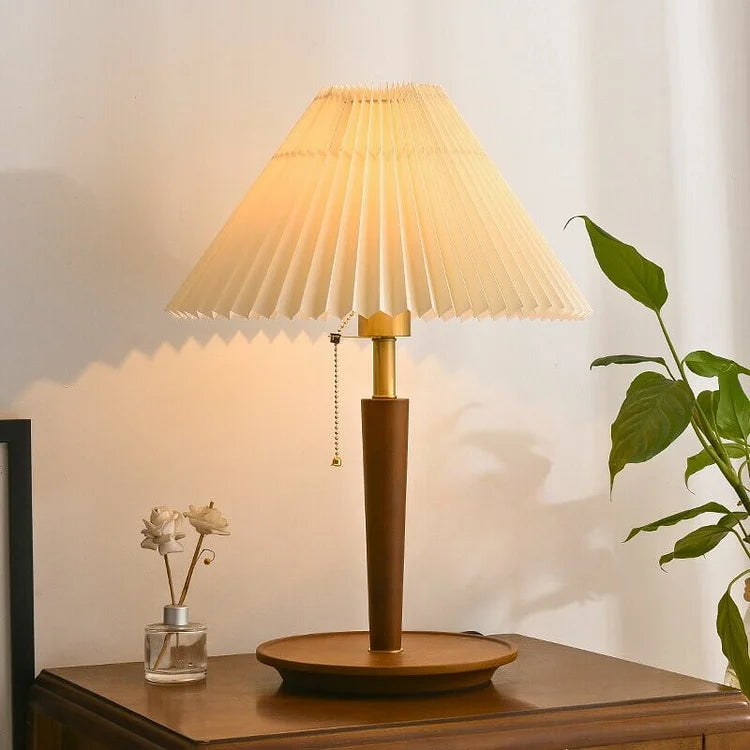 Woodly - Vintage Wood Table Lamp with Pleated Design