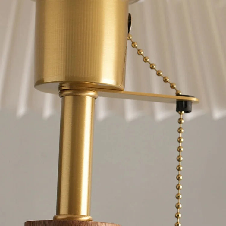 Woodly - Vintage Wood Table Lamp with Pleated Design