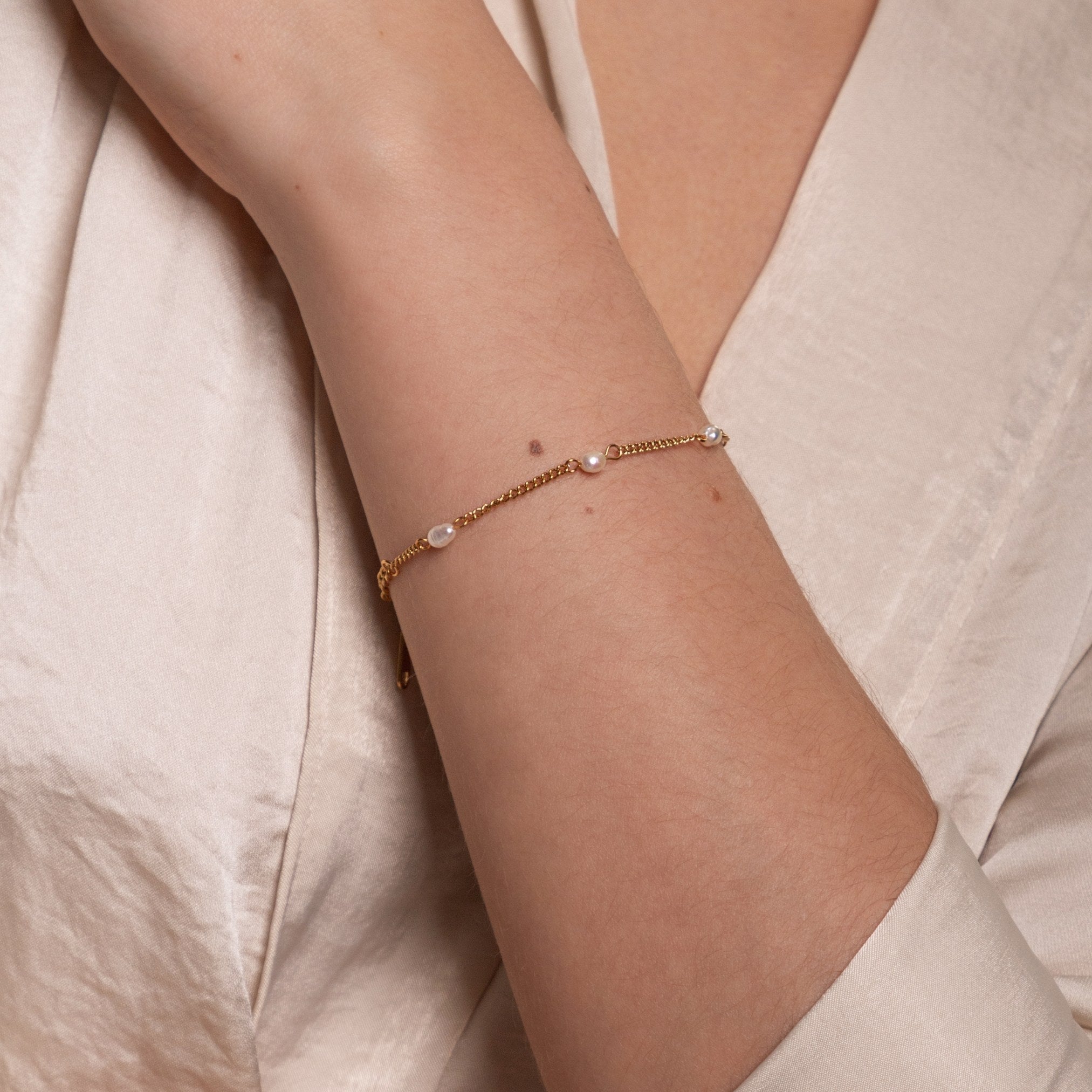 Amara - Bracelet avec perles d'eau douce