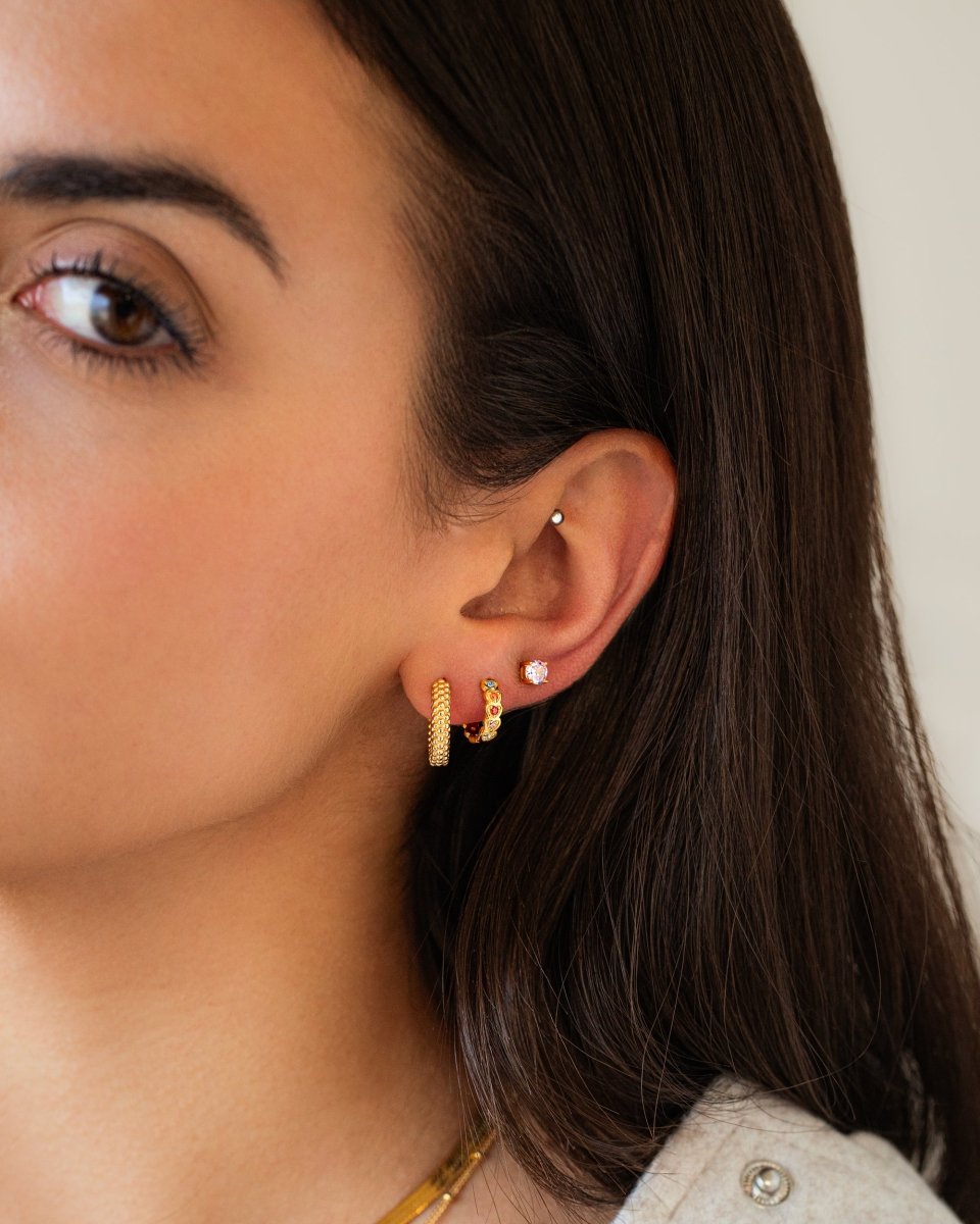 Aurilia - Elegant Gold Hoop Earrings
