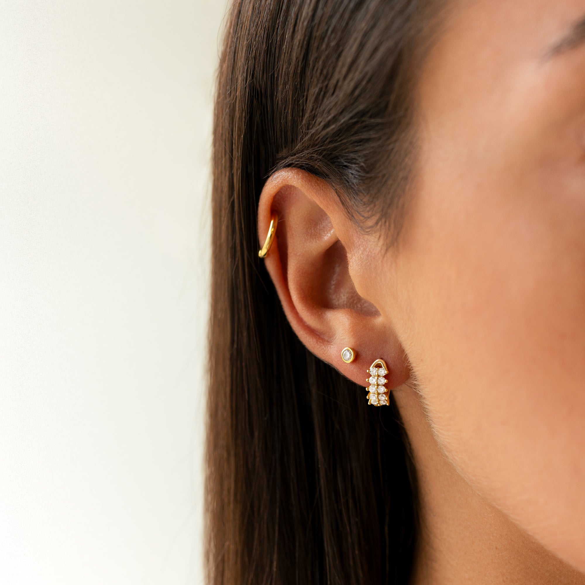 Amira - Compact Zirconia Hoop Earrings in 925 Silver