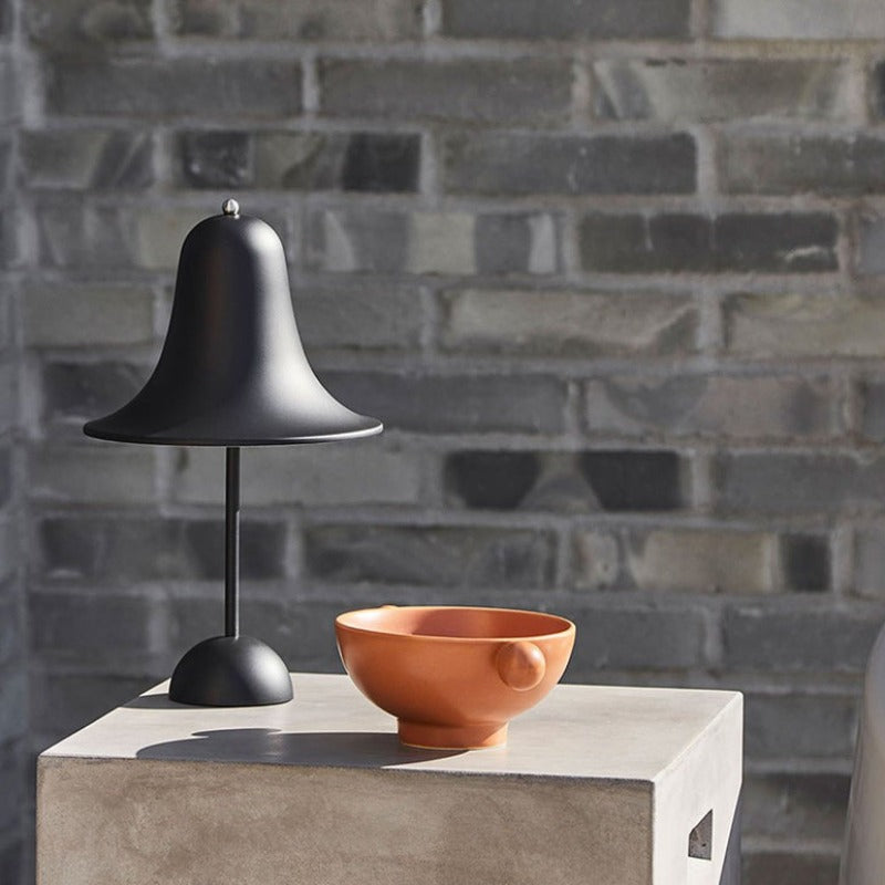 Classic Cap - Cordless Table Lamp with Timeless Design
