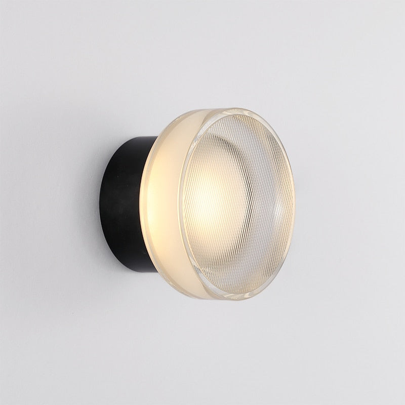Korveil - Modern Wall Light for a Warm Ambiance