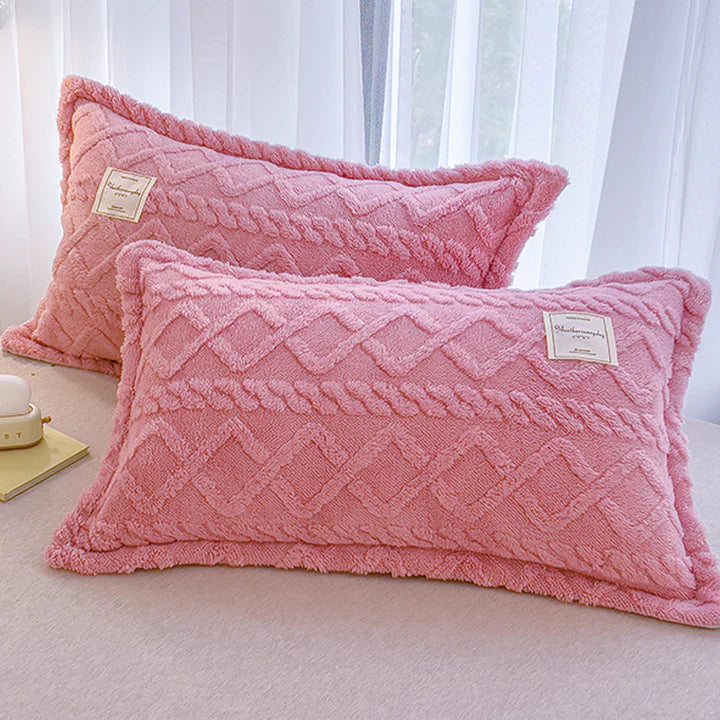 LuxeLoom - Luxurious Flannel Duvet for Optimal Warmth