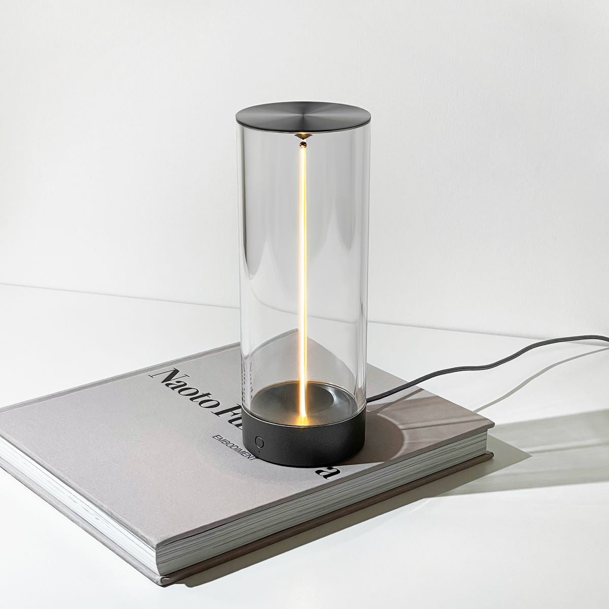 Curvatta - Elegant Dimmable Cordless Table Lamp