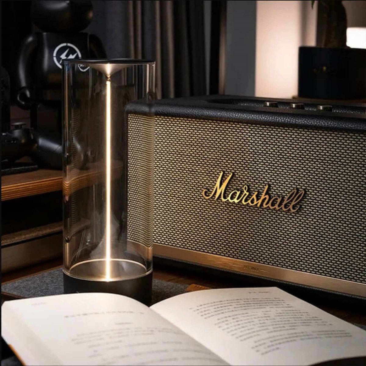 Curvatta - Elegant Dimmable Cordless Table Lamp