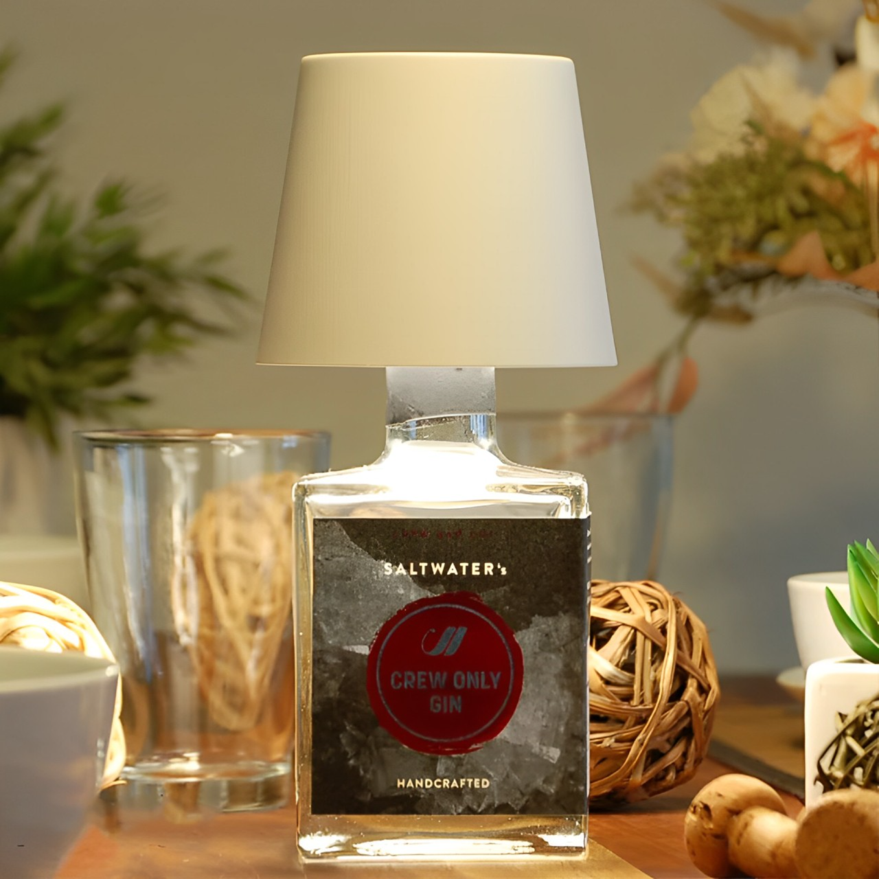 Bottle Lamp Sans Fil - Lampe de table rechargeable en forme de bouteille