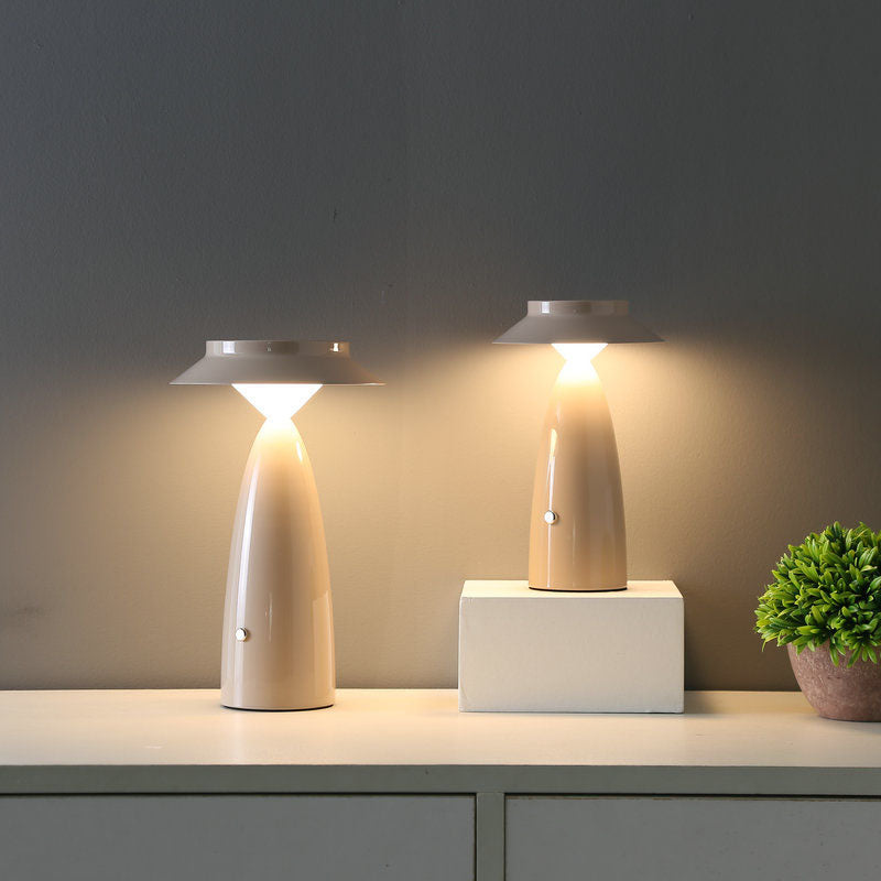 MushroomGlo - Lampe Champignon Ludique au Charme Industriel