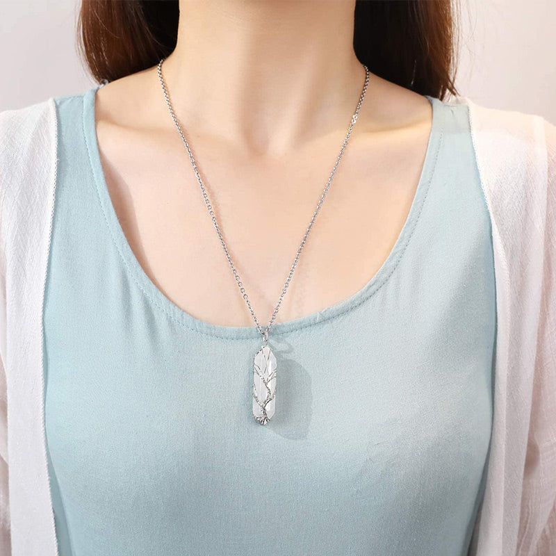 Elara - Collier arbre de vie en cristal et pierre précieuse