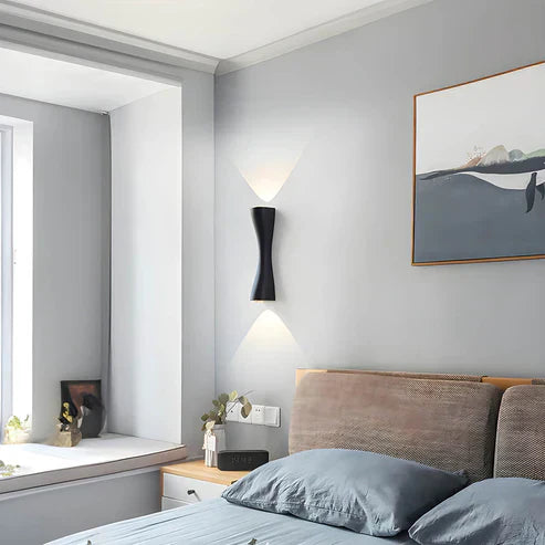 RéconfortGlow - Elegant Wall Sconce for Ambient Lighting