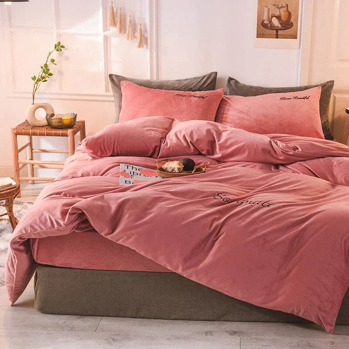 SilkCloud - Soft Warm Fleece 3-Piece Bedding Set