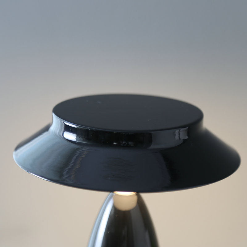 MushroomGlo - Lampe Champignon Ludique au Charme Industriel