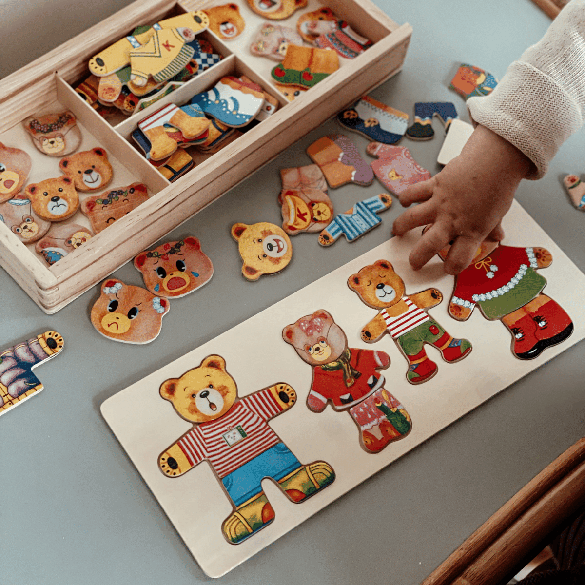 DressUpBear – Puzzle Bois Créatif pour Enfants