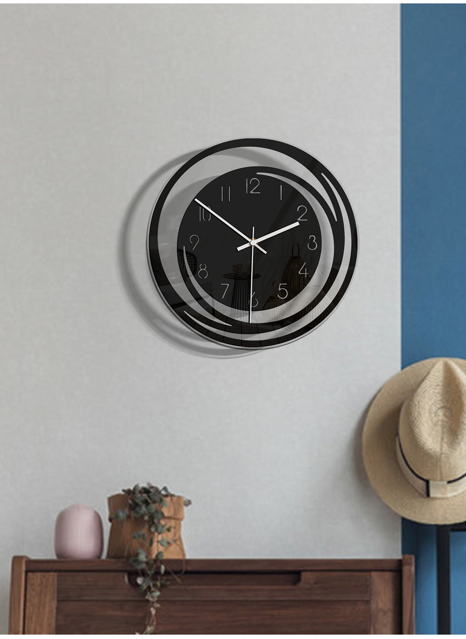 SilentPulse - Silent Acrylic Wall Clock with Modern Design