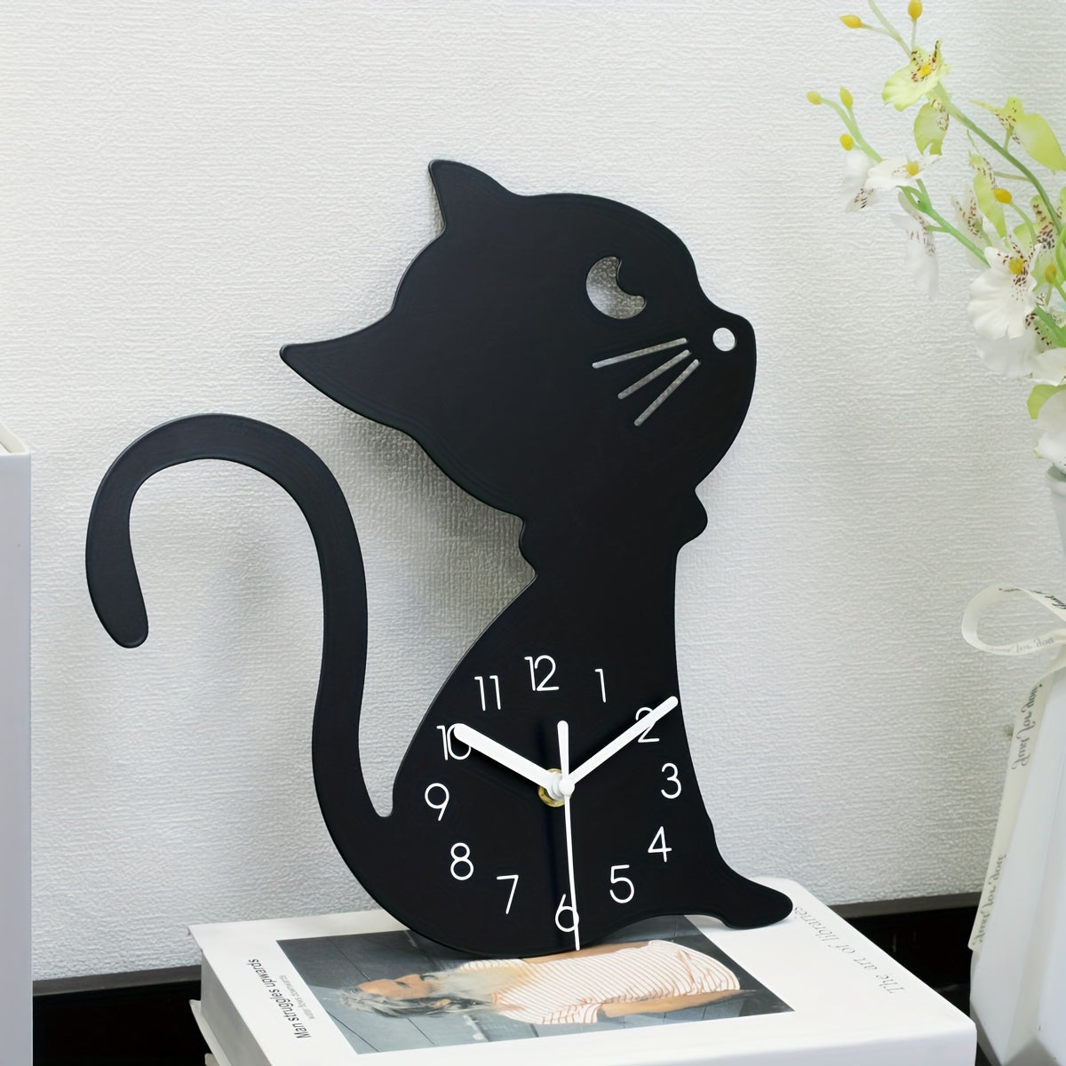 ModernPaws - Cat Silhouette Wall Clock